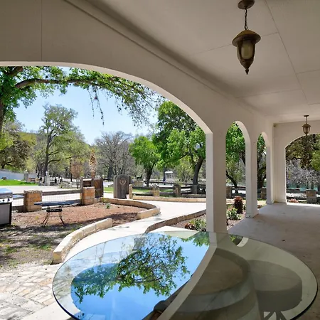 Casa Blanca In Texas Hill Country Villa Ingram Exterior photo