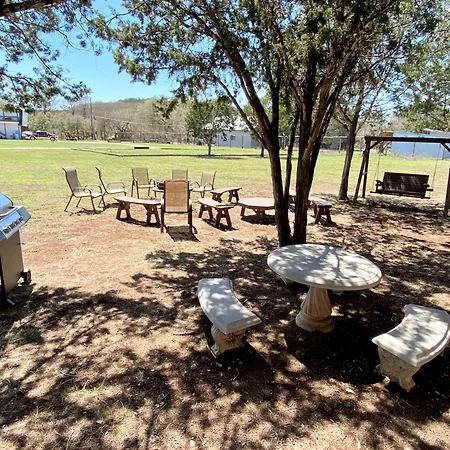Casa Blanca In Texas Hill Country Villa Ingram Room photo