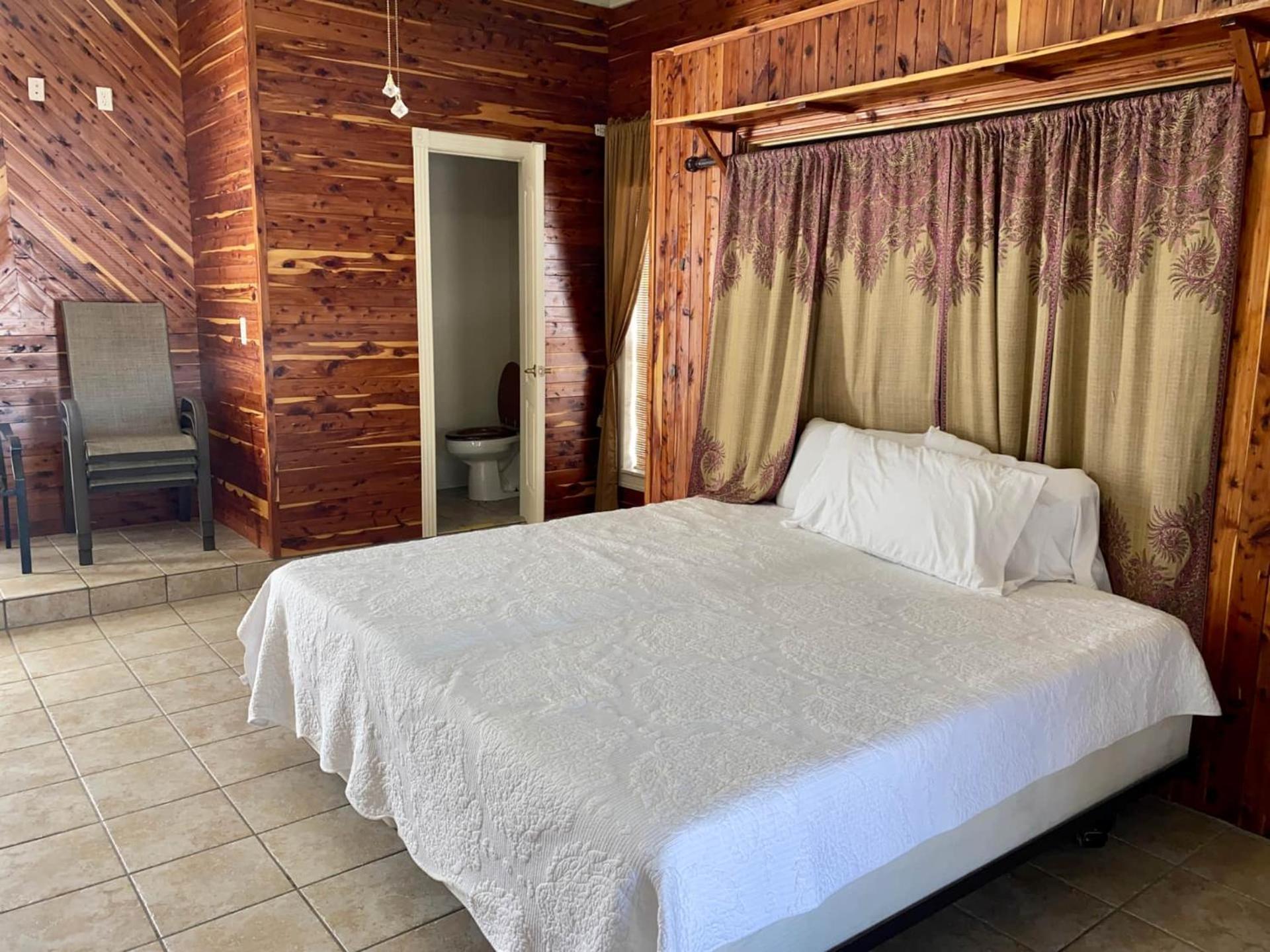 Casa Blanca In Texas Hill Country * Ingram